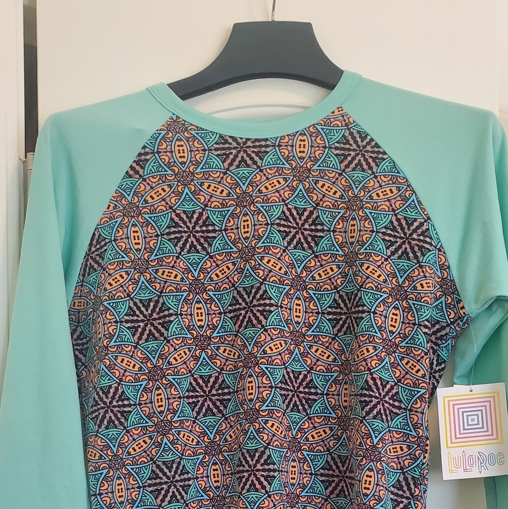 LuLaRoe Randy Shirt
